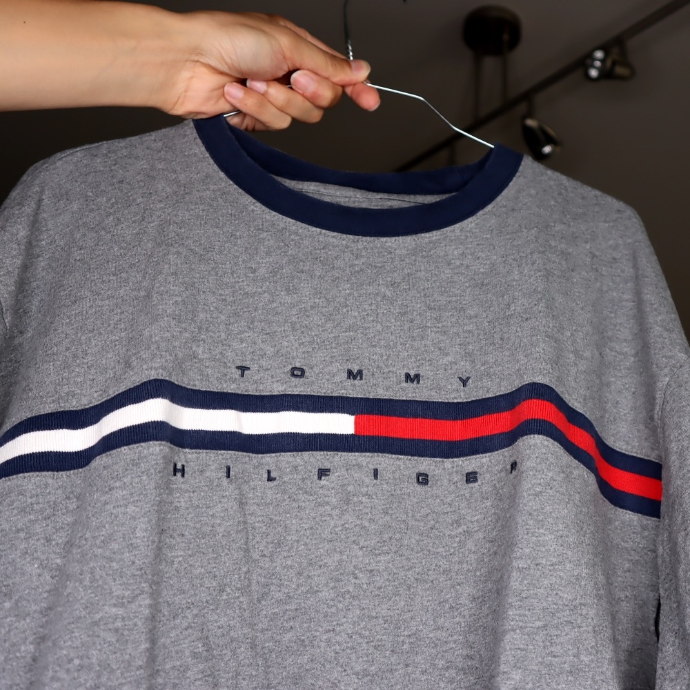 Tommy Flag Tee!